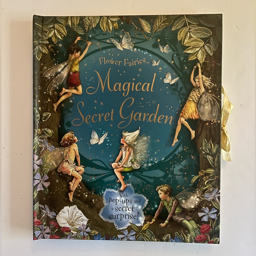 Magical Secret Garden Book with Pop-Ups *BN